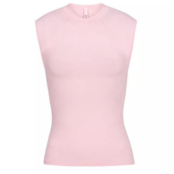 SKIMS New Vintage Raglan Tank in light pink - Picture 2 of 5